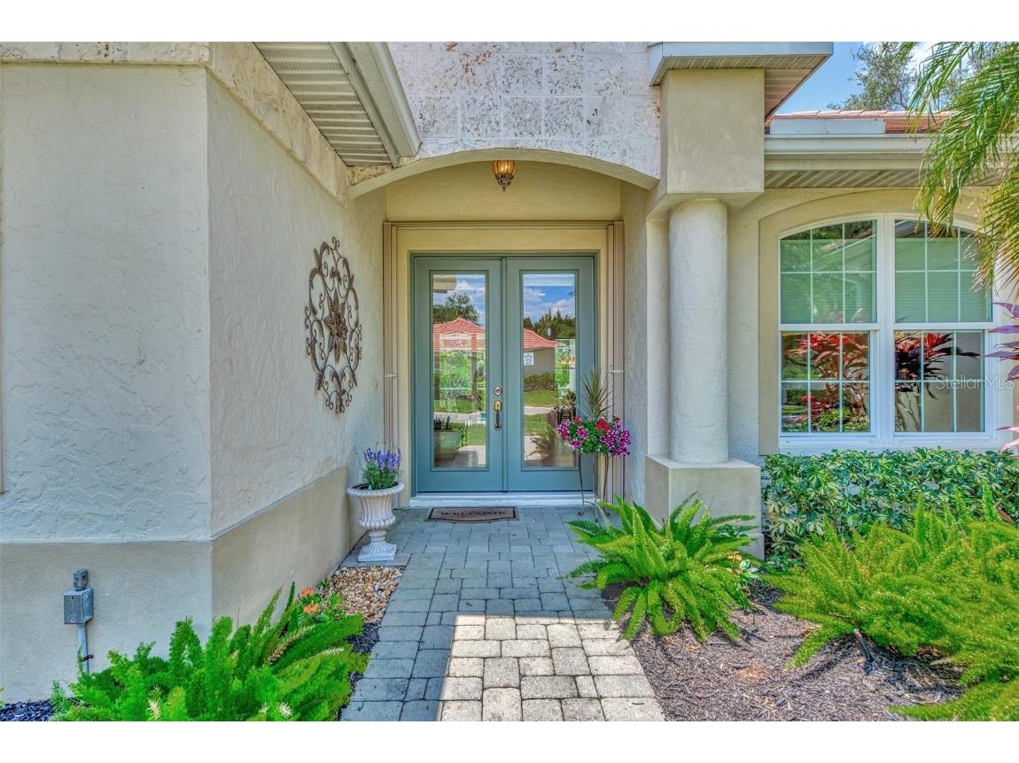 103 Woodlake Drive Venice FL 34292 A4609809 image1