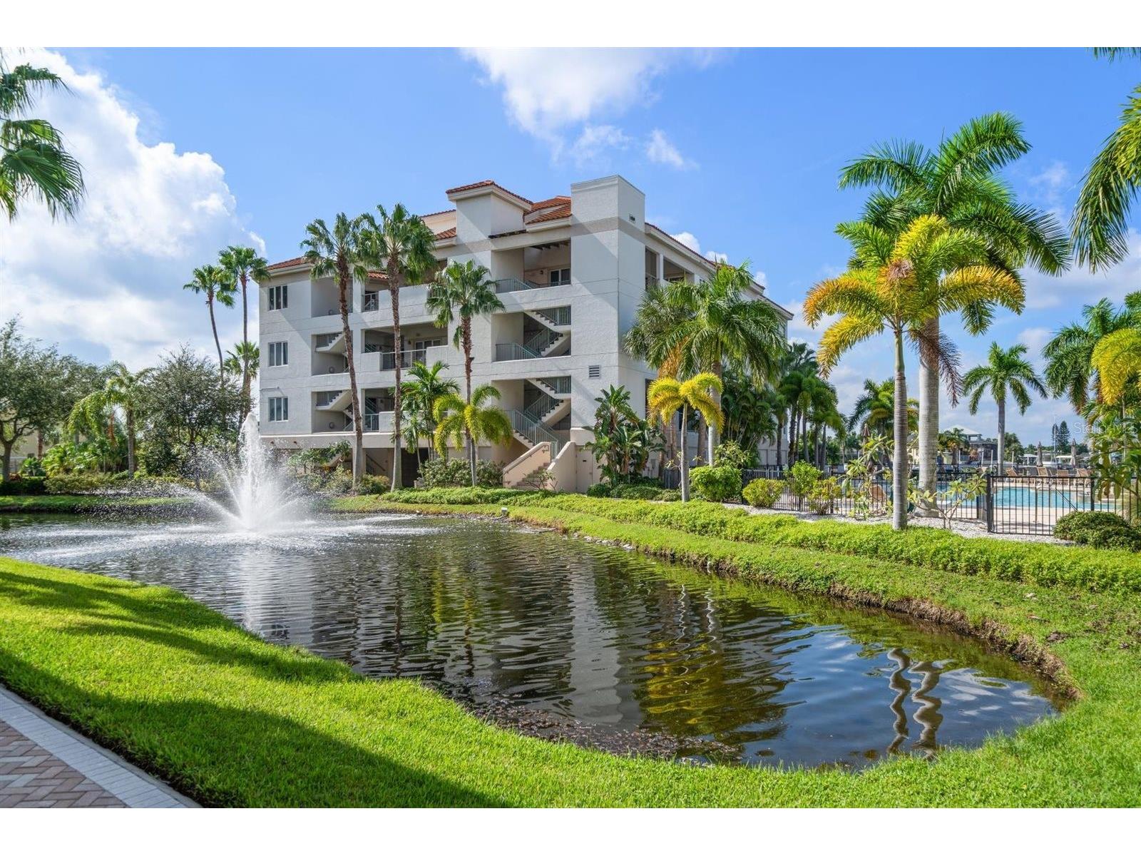 1030 Bellasol Way #3201 Apollo Beach FL 33572 - BAL HARBOR TB8485090 image11