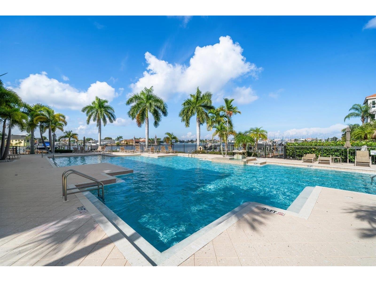 1030 Bellasol Way #3201 Apollo Beach FL 33572 - BAL HARBOR TB8485090 image3