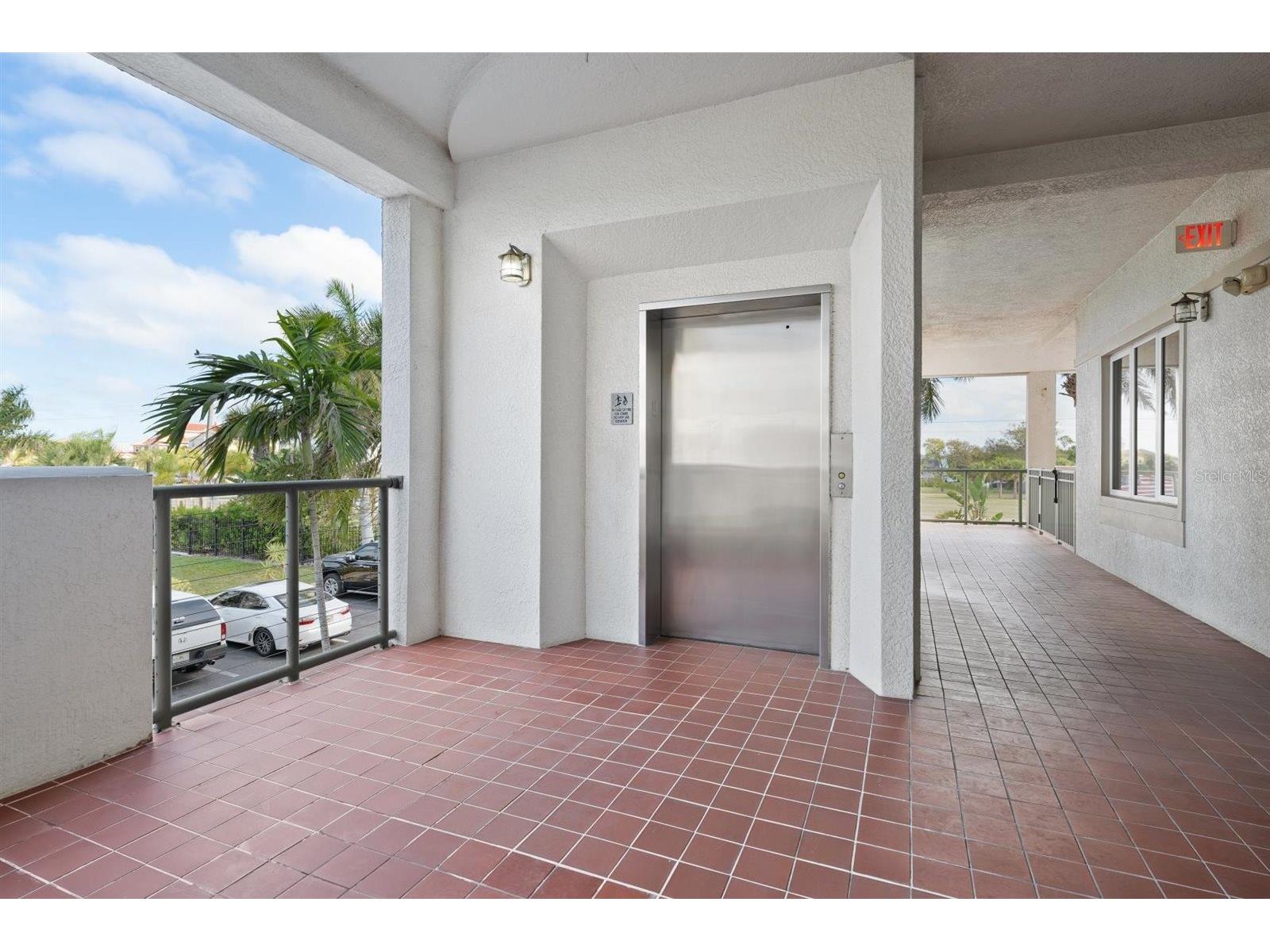 1030 Bellasol Way #3201 Apollo Beach FL 33572 - BAL HARBOR TB8485090 image4