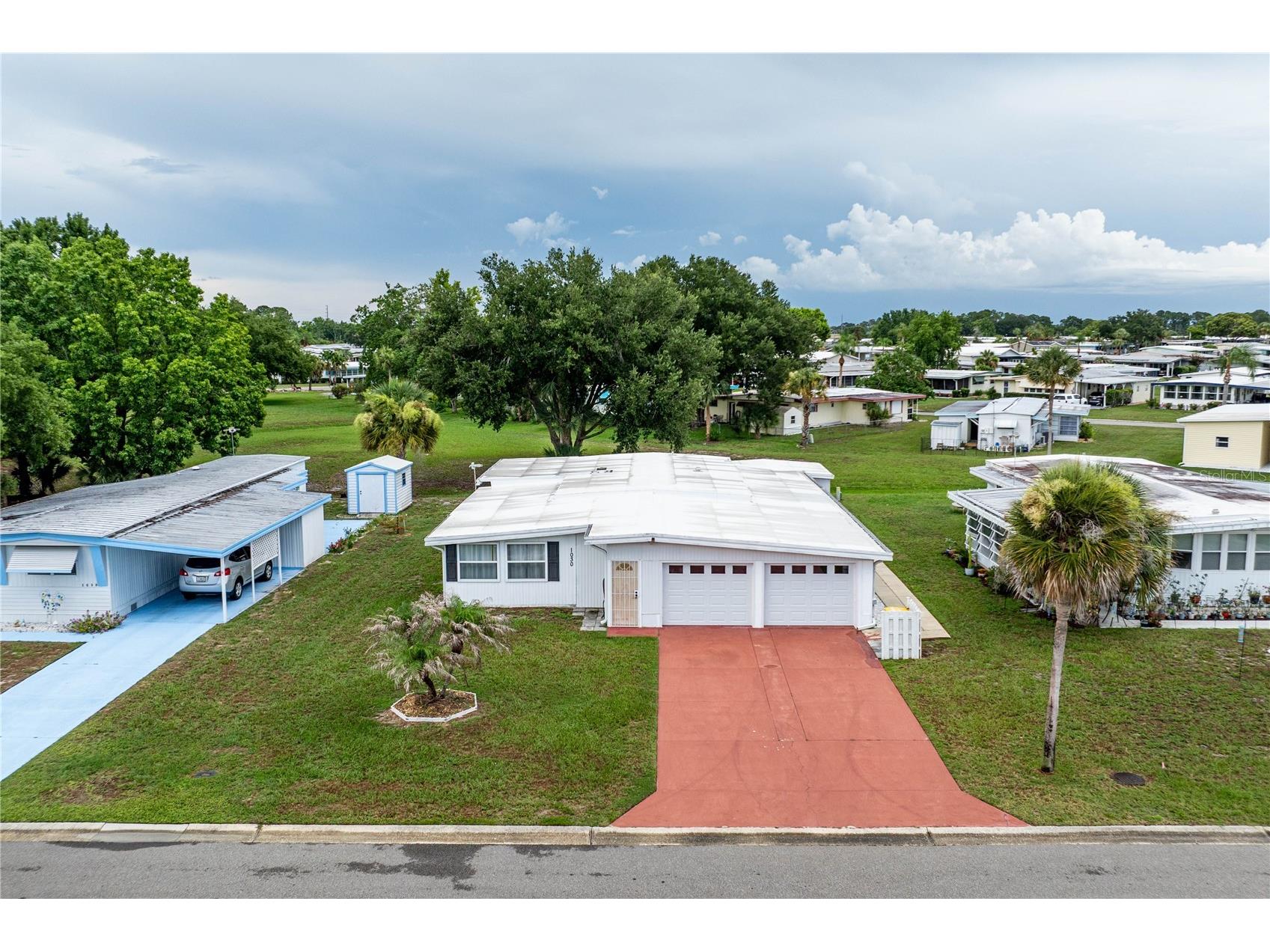 1030 Capella Drive Tavares FL 32778 - Lake Frances G5114823 image2