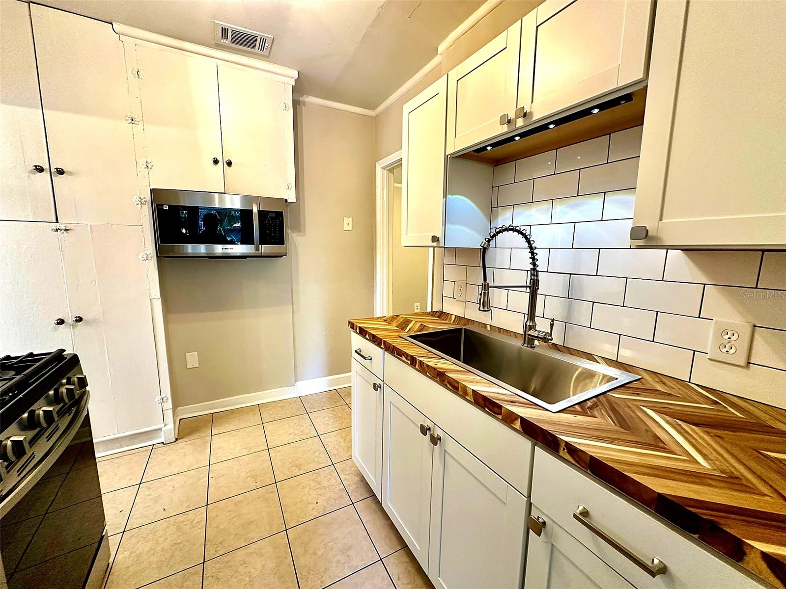 1030 NE 1st Avenue Gainesville FL 32601 GC538237 image10