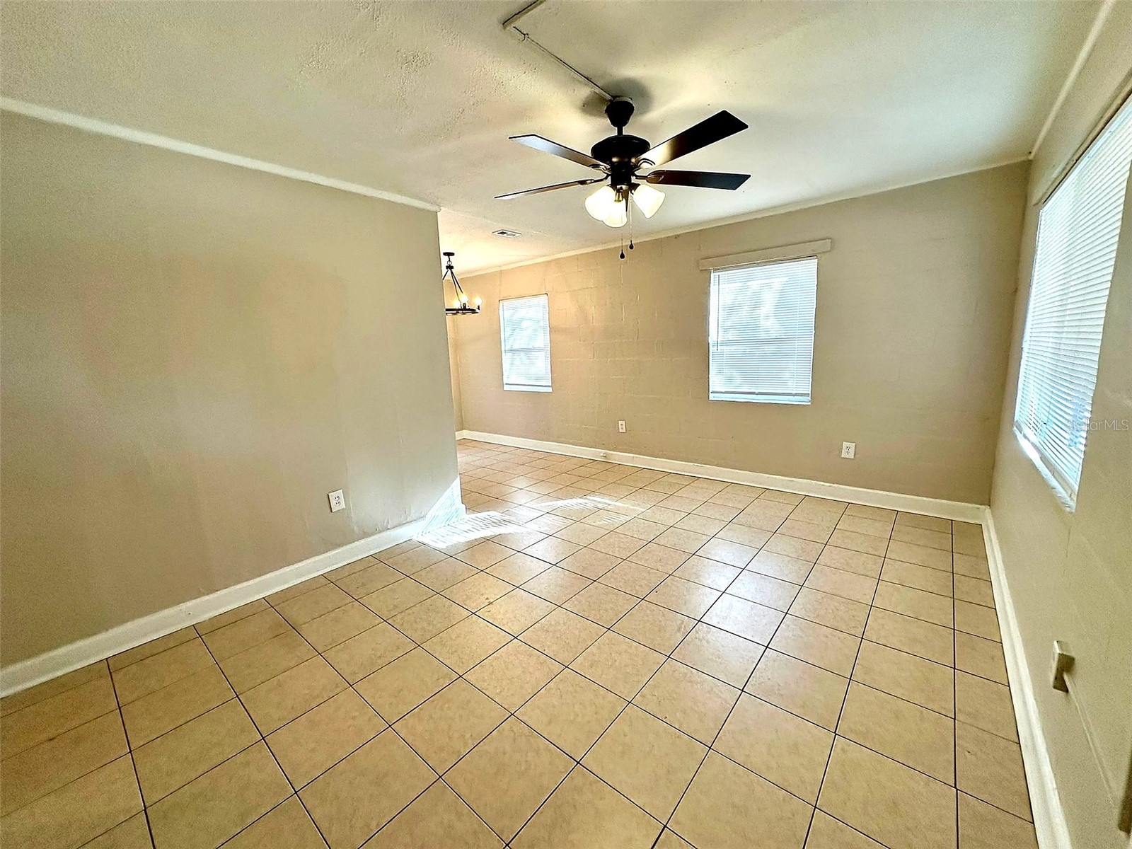 1030 NE 1st Avenue Gainesville FL 32601 GC538237 image6