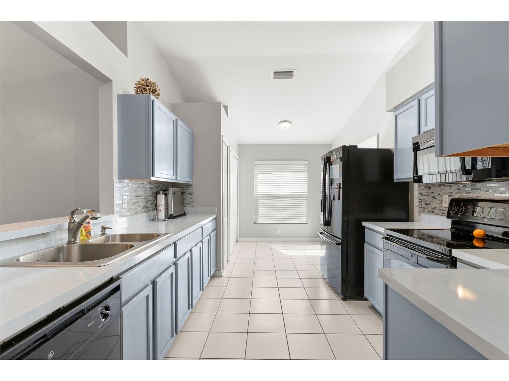 1030 Summer Breeze Drive Brandon FL 33511 TB8479270 image8