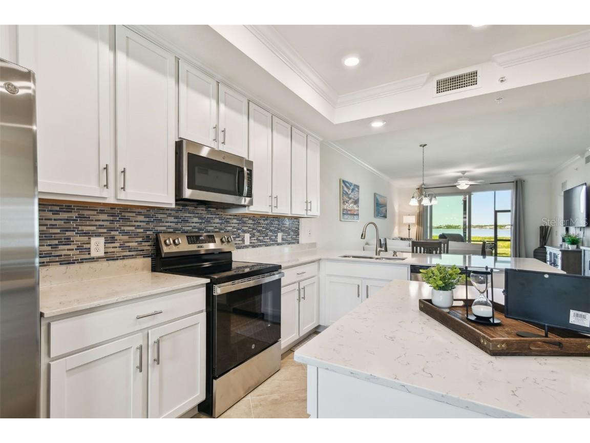 1030 Tidewater Shores Loop #104 Bradenton FL 34208 TB8364805 image8