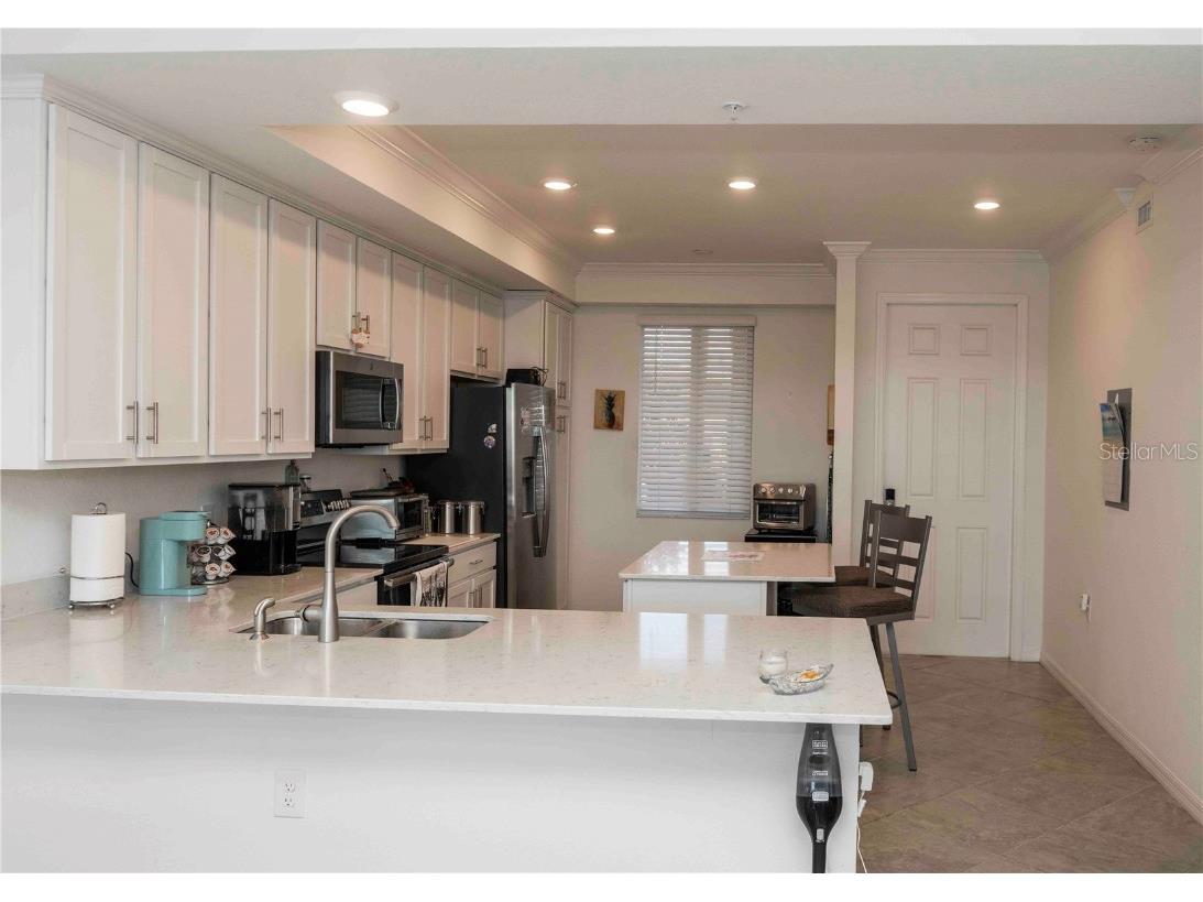 1030 Tidewater Shores Loop #105 Bradenton FL 34208 A4669018 image5