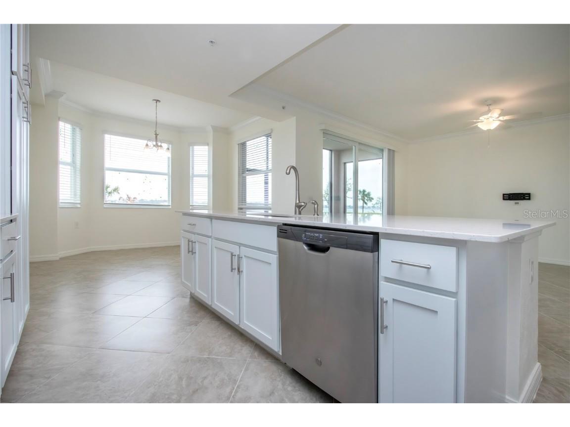 1030 Tidewater Shores Loop #106 Bradenton FL 34208 - MANATEE RIVER A4666457 image12