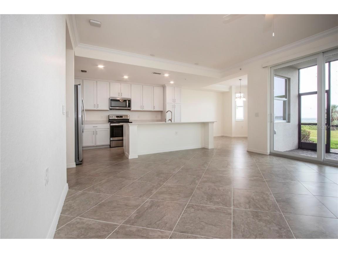 1030 Tidewater Shores Loop #106 Bradenton FL 34208 - MANATEE RIVER A4666457 image5