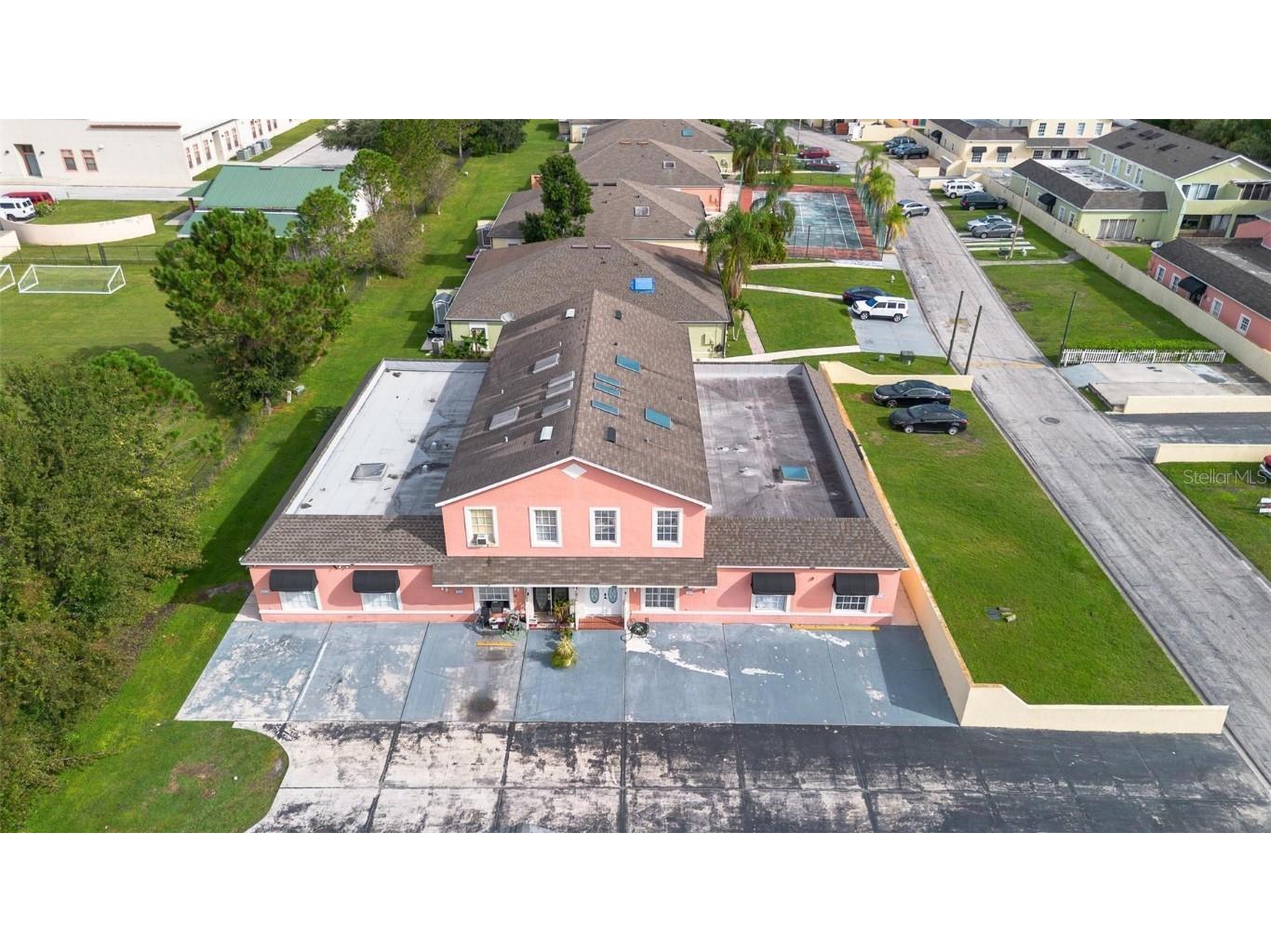 1030 Universal Rest Place Kissimmee FL 34744 V4945029 image22