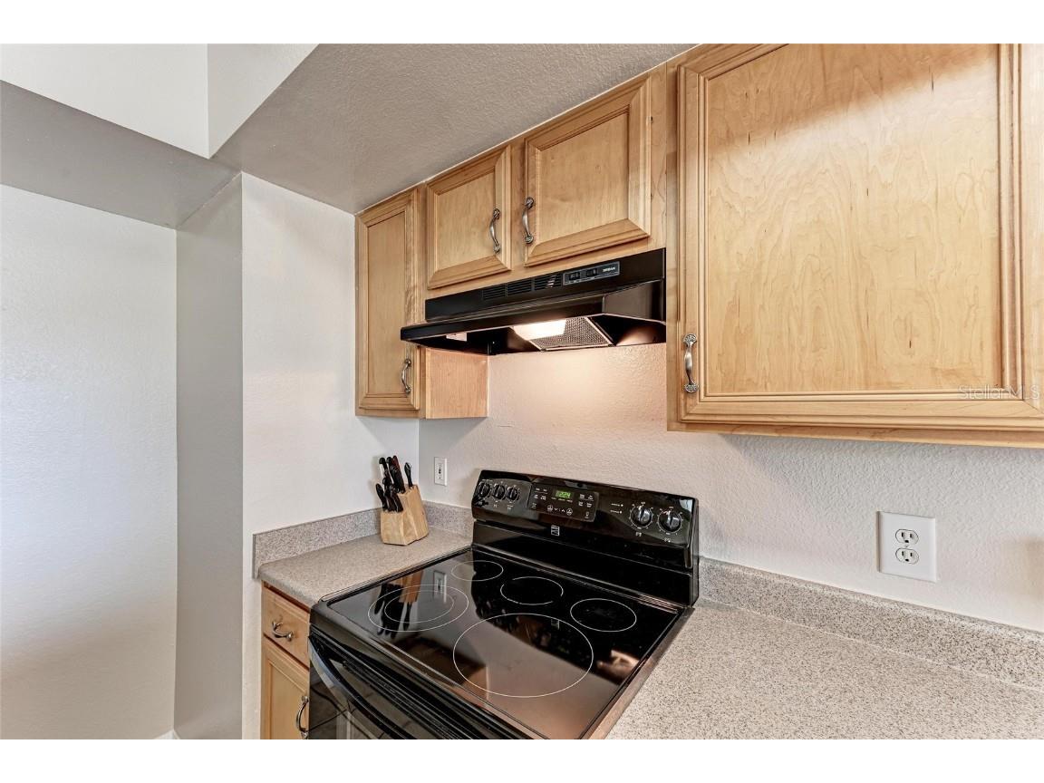 1030 Villagio Circle #103 Sarasota FL 34237 A4657212 image13