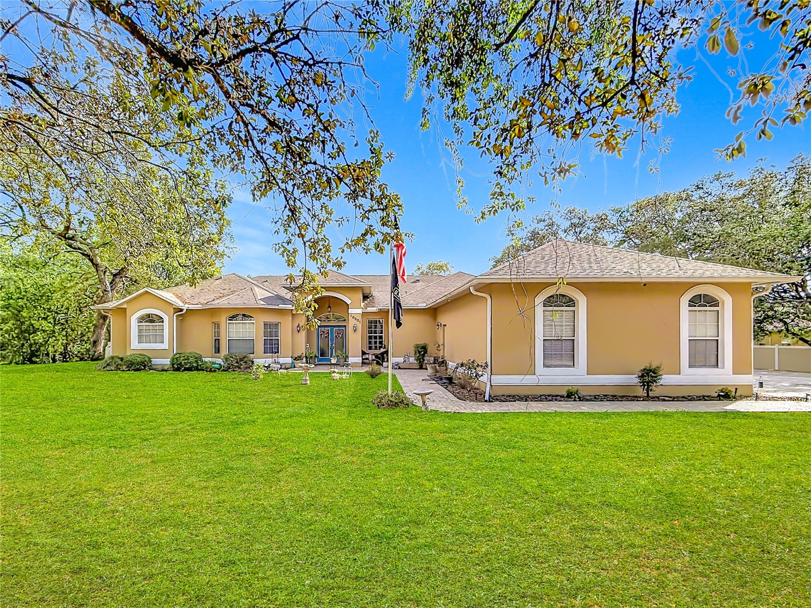 10301 Fox Sparrow Avenue Weeki Wachee FL 34613 W7887363 image1