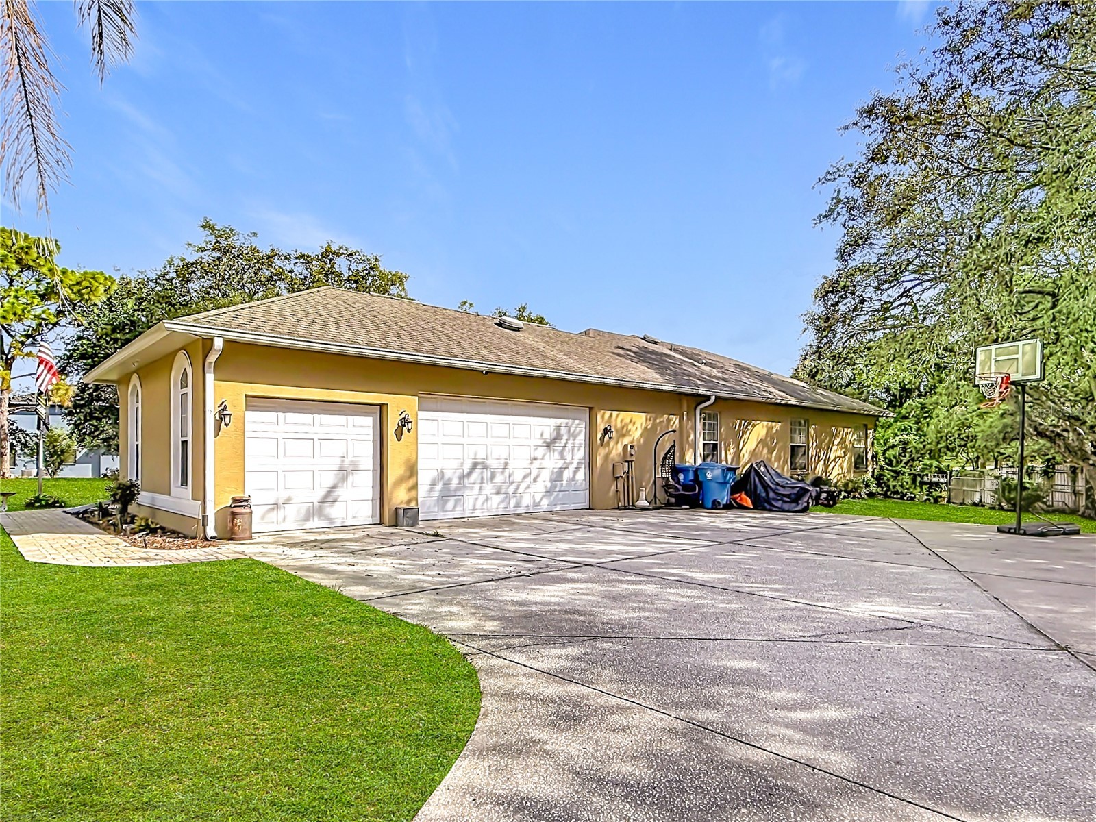 10301 Fox Sparrow Avenue Weeki Wachee FL 34613 W7887363 image4