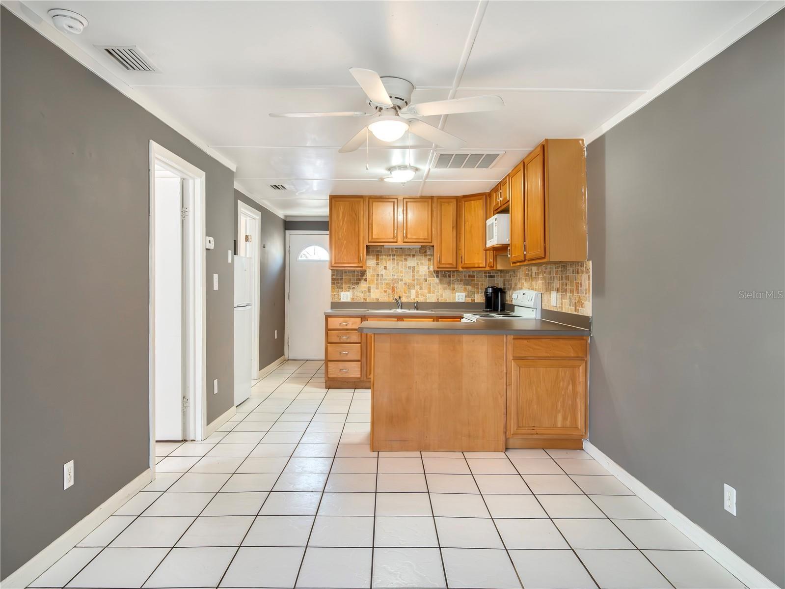 10301 S U S Highway 27 #172 Clermont FL 34711 - LAKE LOUISA G5108300 image7
