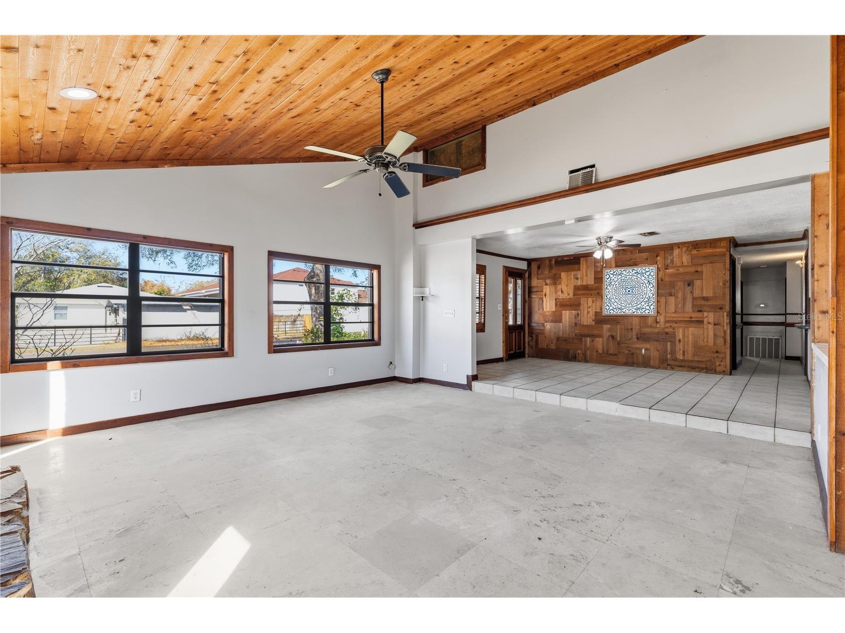 10301 Trail Ridge Lane Tampa FL 33624 TB8468159 image11