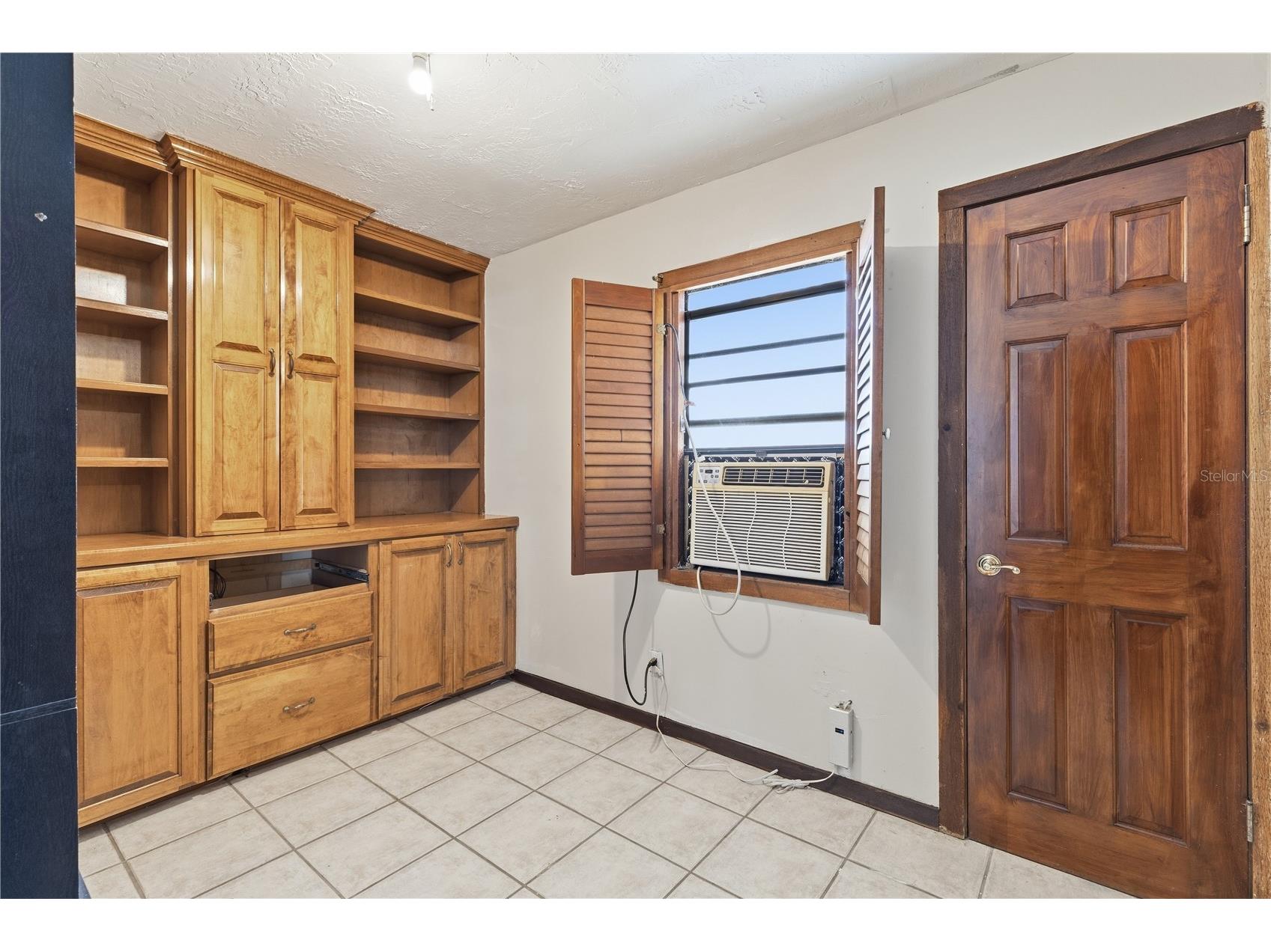 10301 Trail Ridge Lane Tampa FL 33624 TB8468159 image7