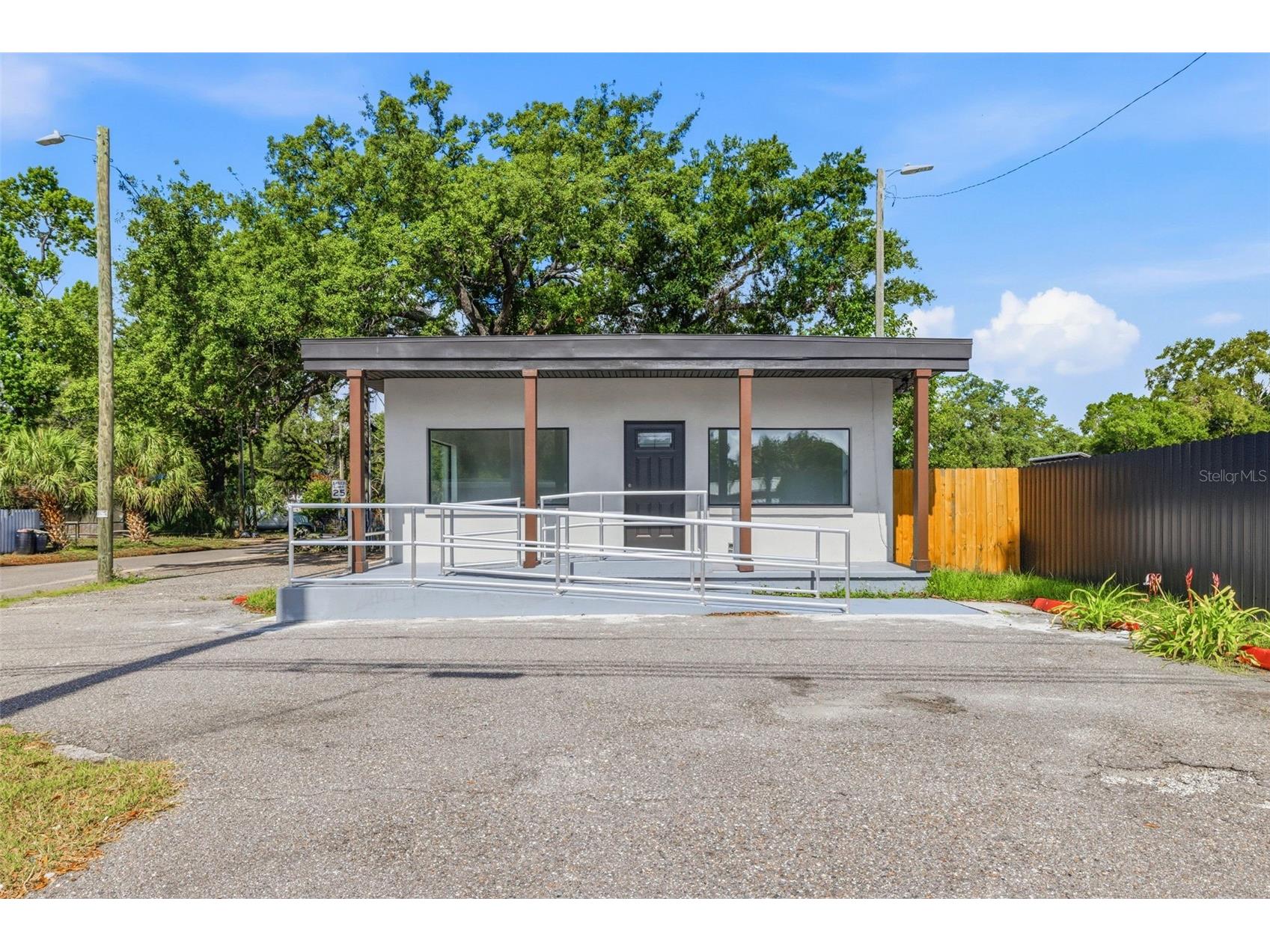 10302 N Nebraska Avenue Tampa FL 33612 TB8511952 image1