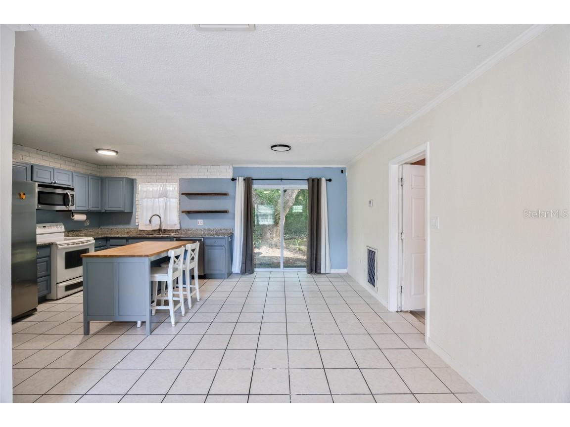 10303 N Myrtle Street Tampa FL 33617 TB8440636 image8