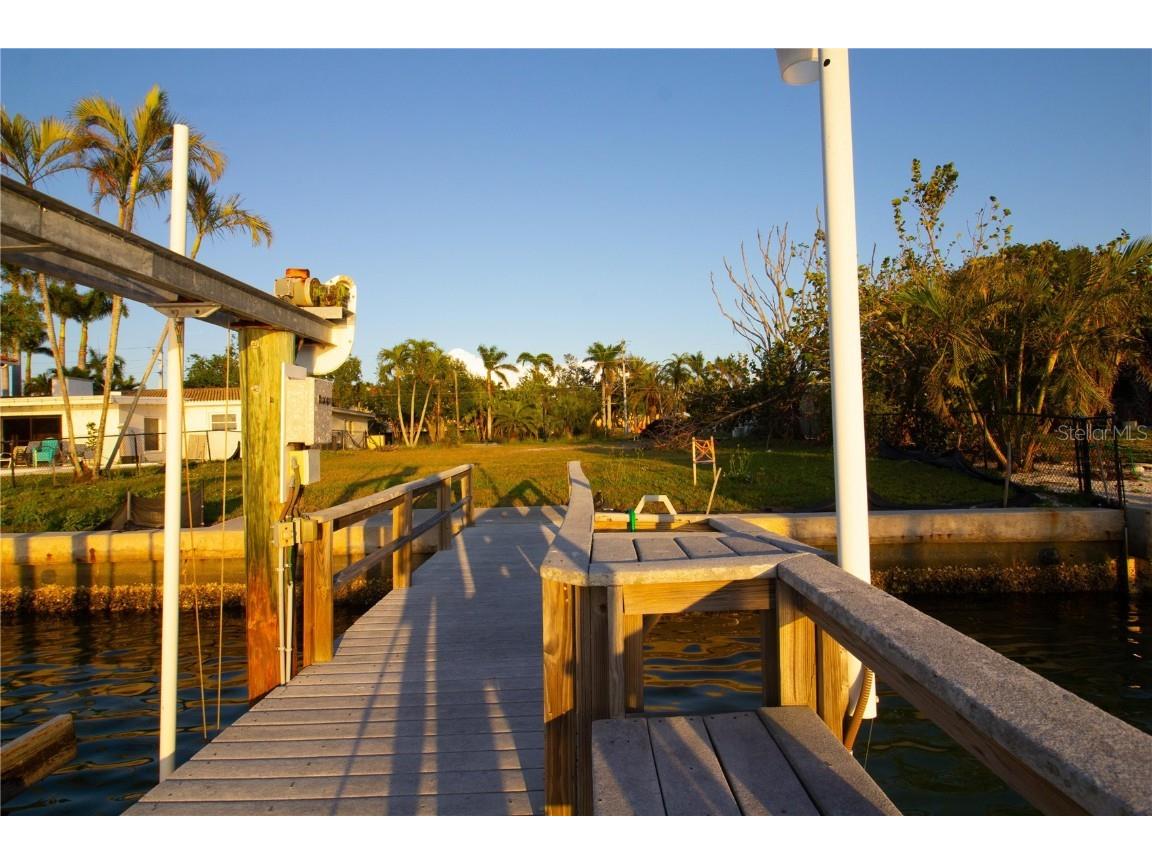 10304 Paradise Boulevard Treasure Island FL 33706 TB8352586 image12