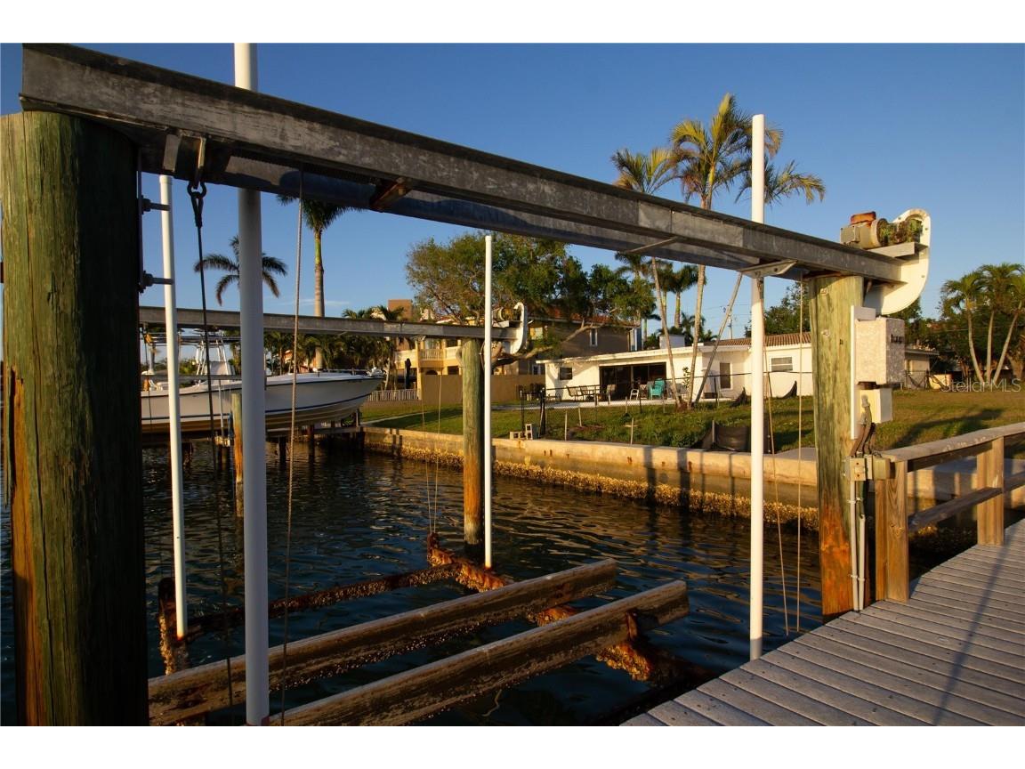 10304 Paradise Boulevard Treasure Island FL 33706 TB8352586 image13