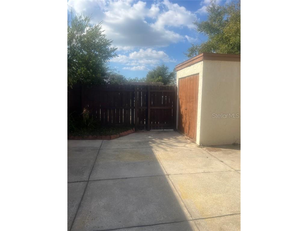 10305 Fernglen Place Tampa FL 33624 TB8450810 image5