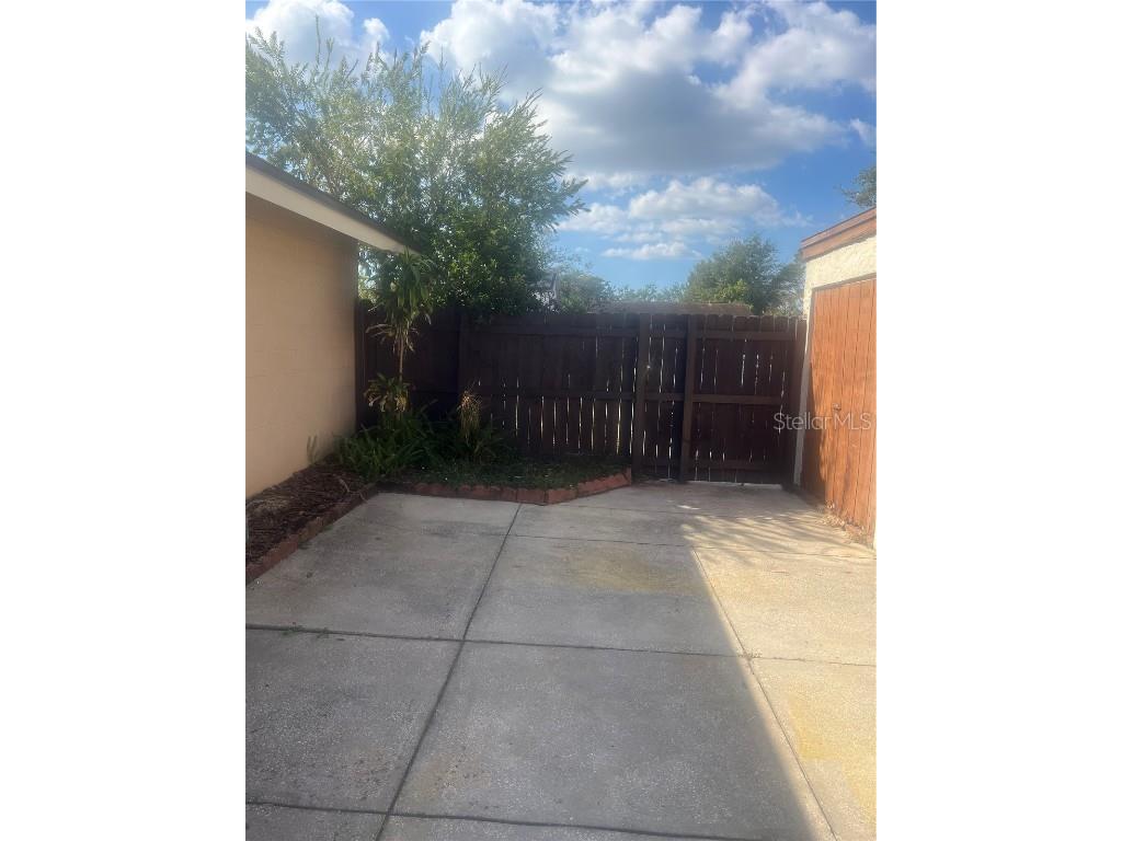 10305 Fernglen Place Tampa FL 33624 TB8450810 image6