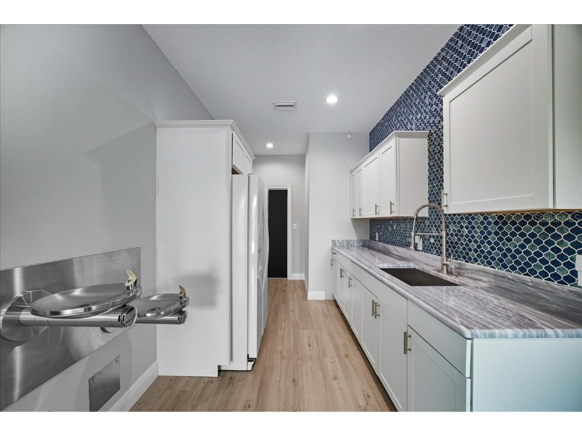 10305 Us Highway 41 N Palmetto FL 34221 TB8394382 image9