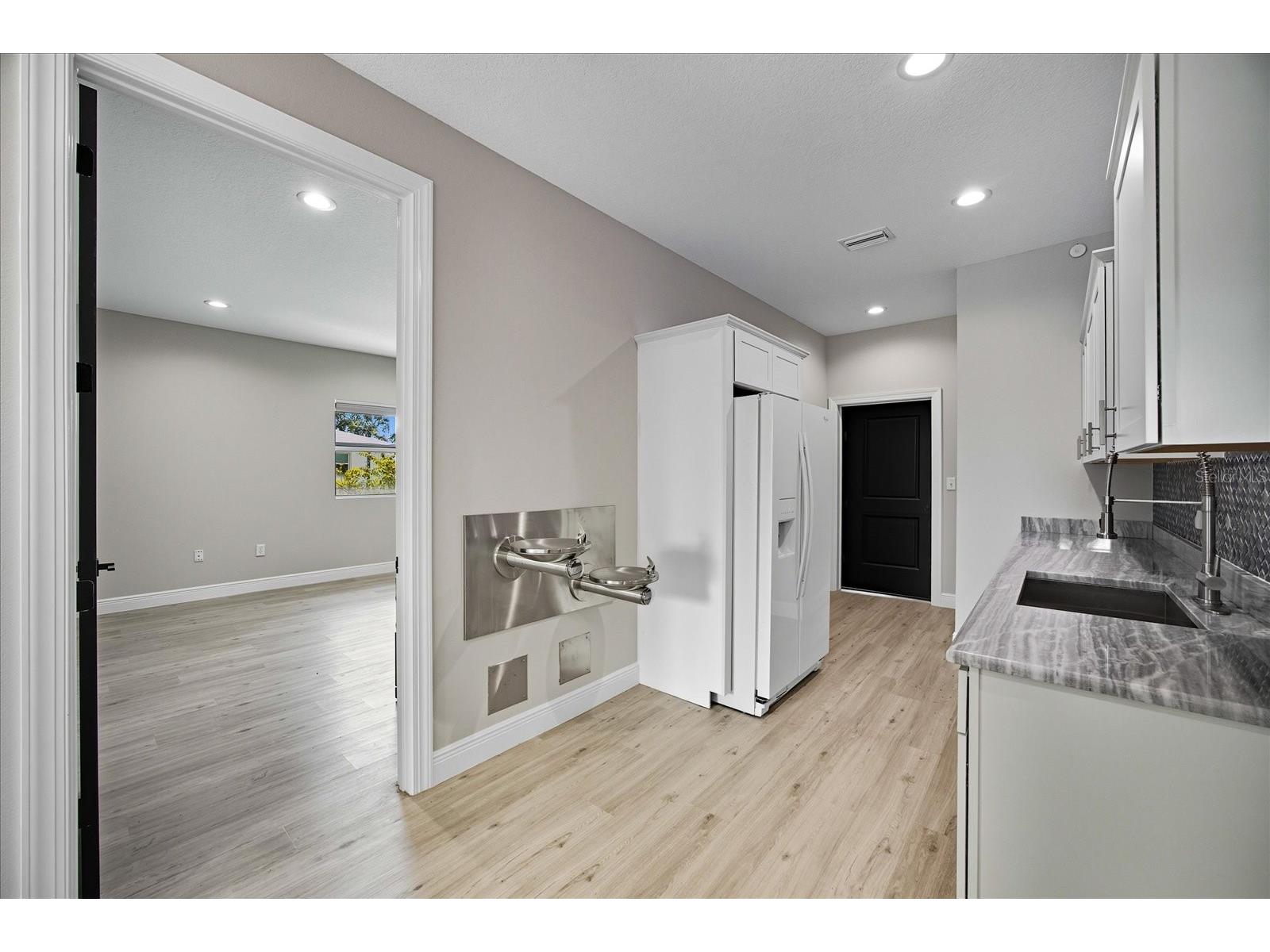 10305 Us Highway 41 N Palmetto FL 34221 TB8504561 image9