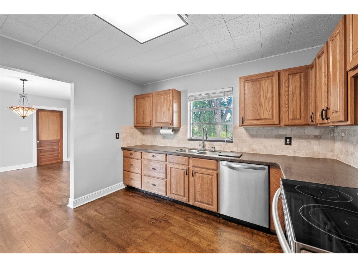 10306 Fore Drive Tampa FL 33612 TB8408640 image6