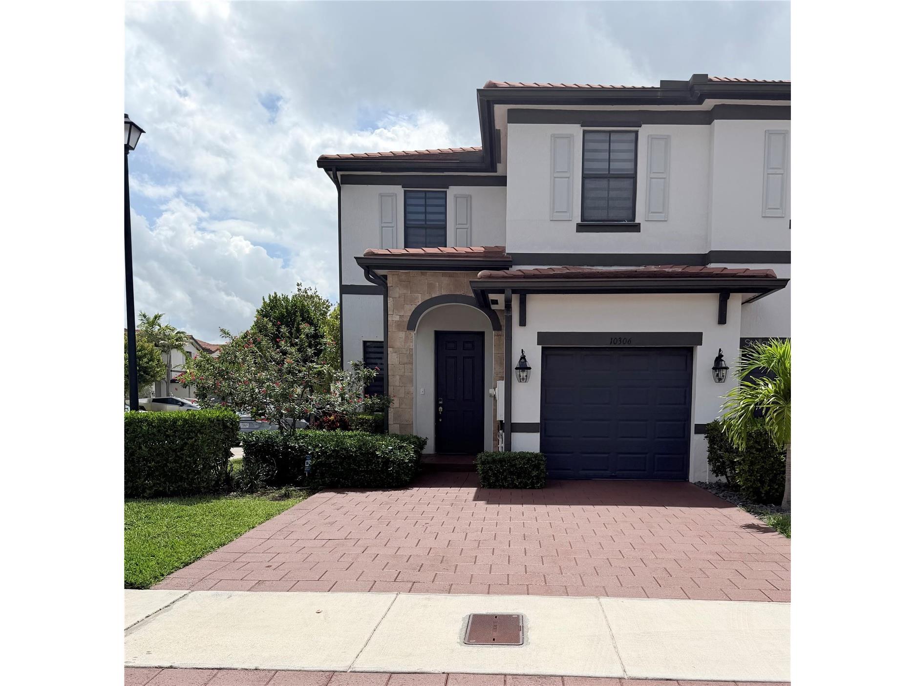 10306 W 33rd Lane Hialeah FL 33018 O6411978 image1