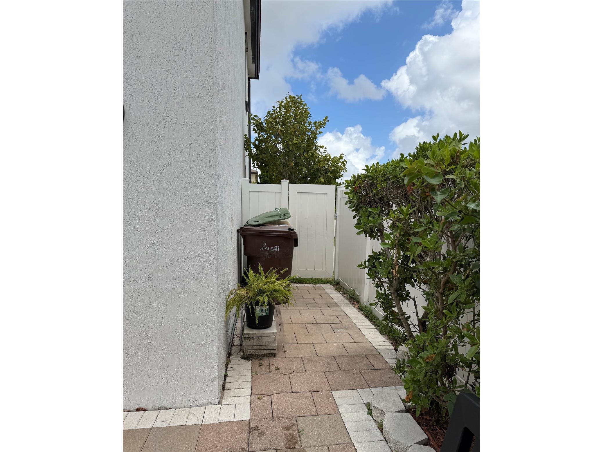 10306 W 33rd Lane Hialeah FL 33018 O6411978 image3