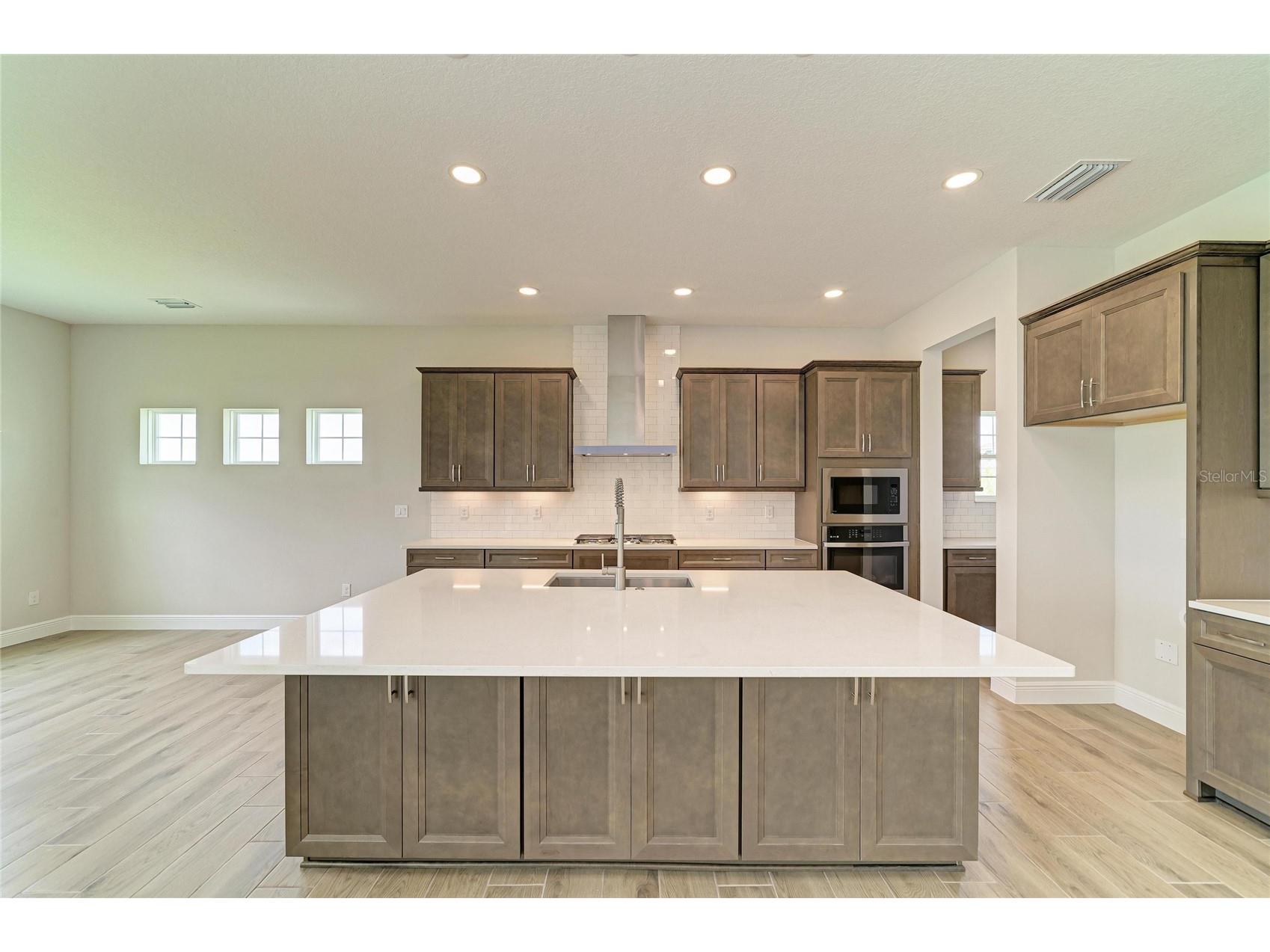 10308 Longmeadow Avenue Parrish FL 34219 TB8480671 image14