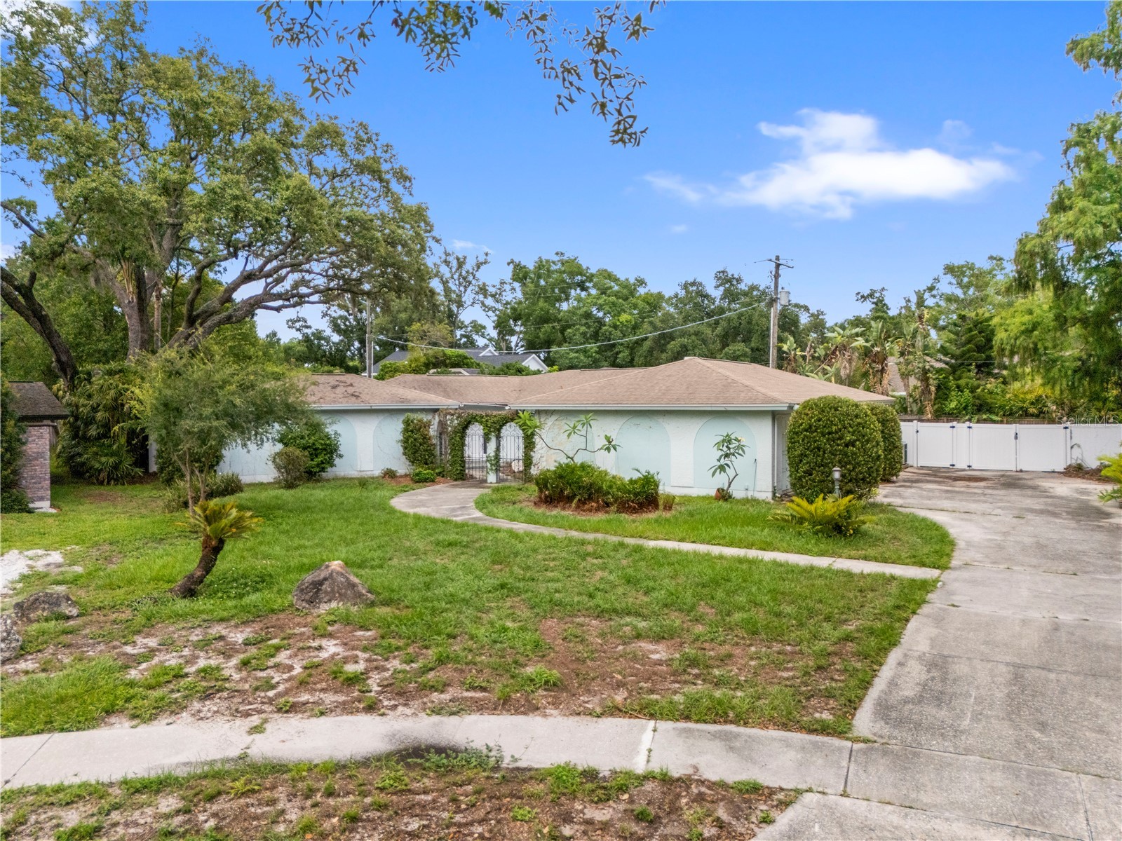 10309 Reclinata Lane Tampa FL 33618 TB8512423 image2