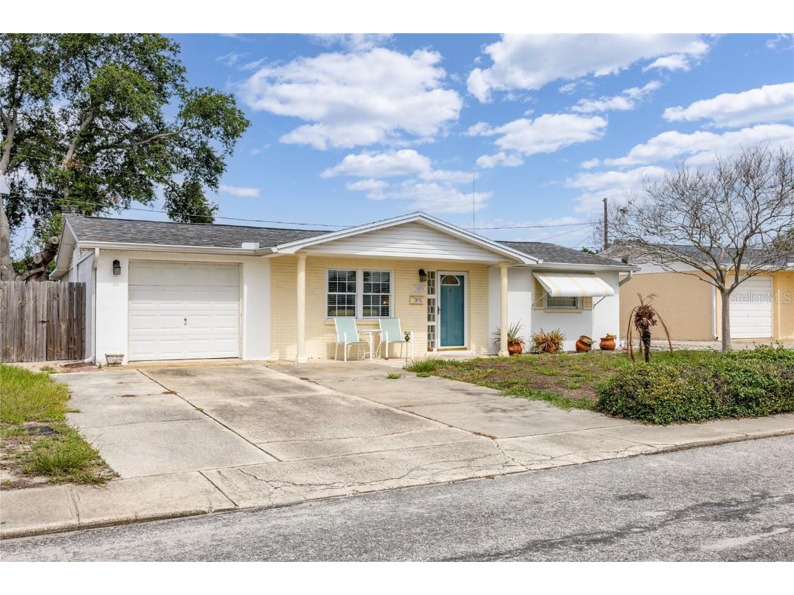 1031 Cornwall Drive Holiday FL 34691 U8204762 image1