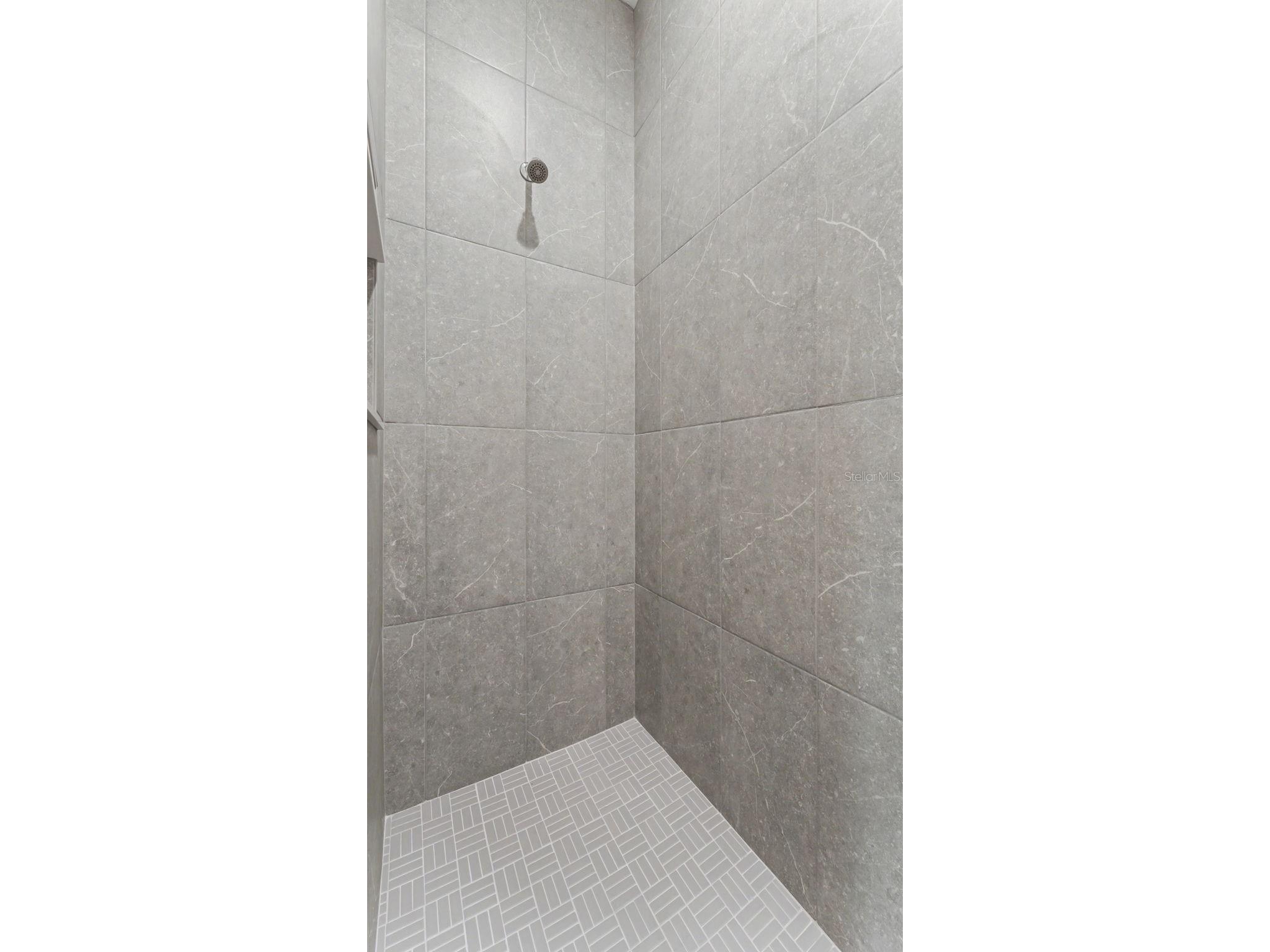 1031 E Lime Street Lakeland FL 33801 L4961736 image21