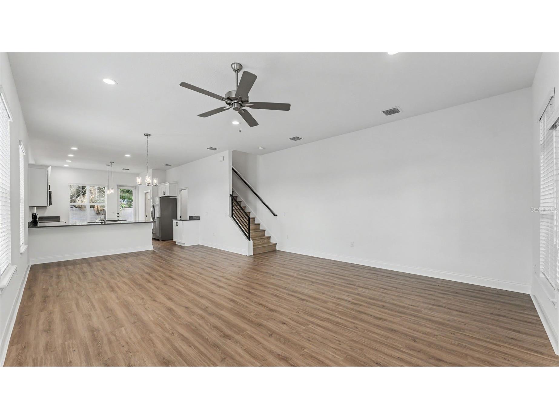 1031 E Lime Street Lakeland FL 33801 L4961736 image3