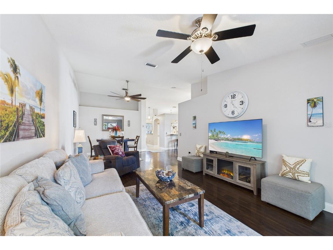 1031 Grand Hickory Circle Daytona Beach FL 32117 FC314060 image24