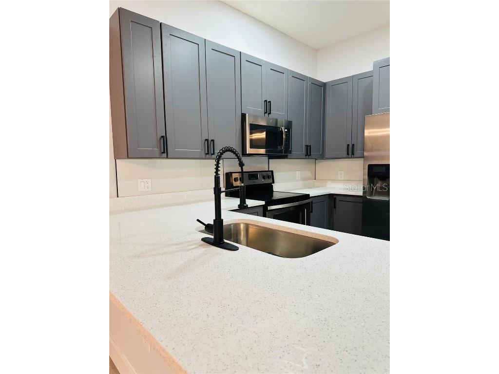 1031 Universal Rest Place Kissimmee FL 34744 S5139301 image10