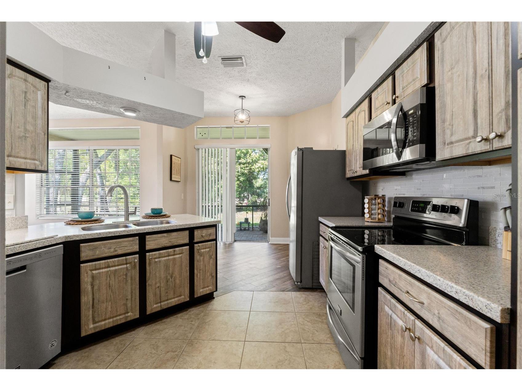 10311 Pineneedles Drive New Port Richey FL 34654 W7885307 image4