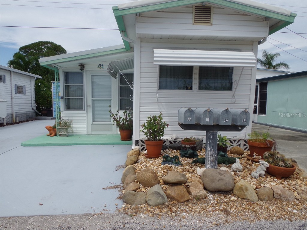 10315 CORTEZ RD 41-4 Bradenton FL 34210 A4623446 image1