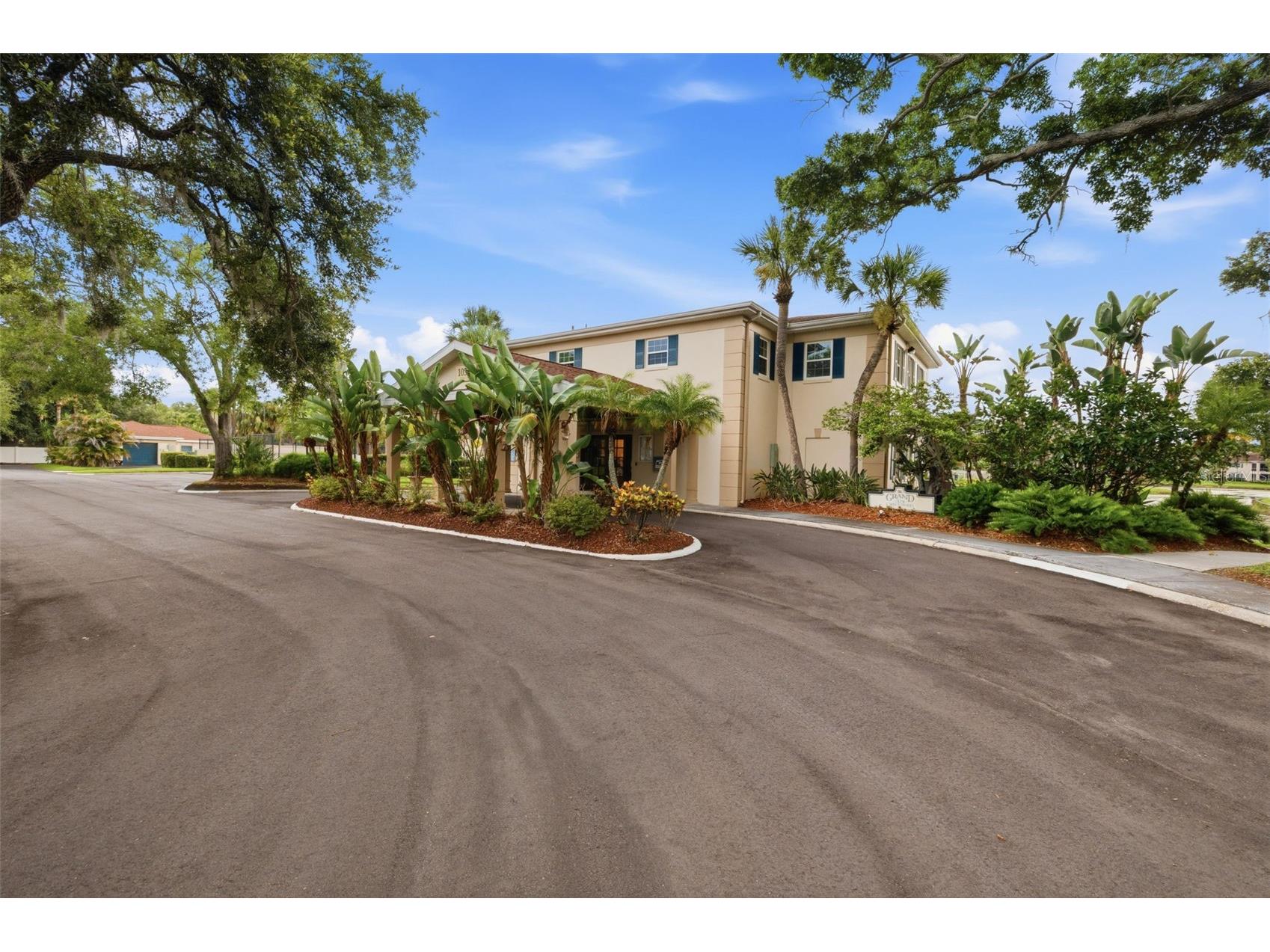 10316 Club Circle #41 Tampa FL 33618 TB8522904 image20