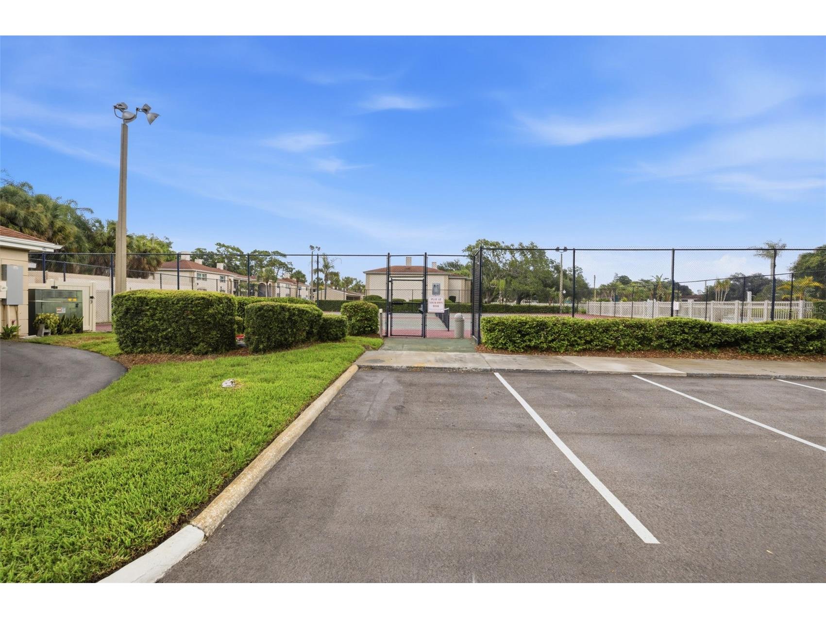 10316 Club Circle #41 Tampa FL 33618 TB8522904 image24