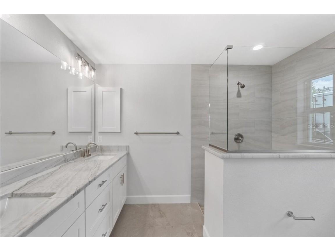 10317 Gulfstream Boulevard Englewood FL 34224 T3541885 image16