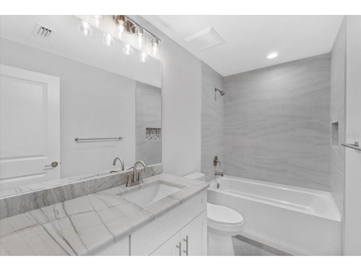 10317 Gulfstream Boulevard Englewood FL 34224 T3541885 image19