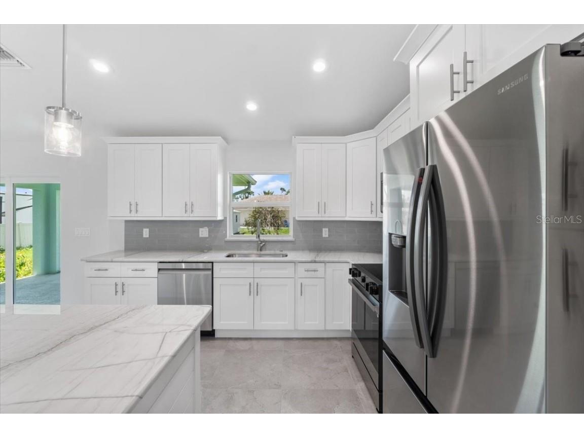 10317 Gulfstream Boulevard Englewood FL 34224 T3541885 image9