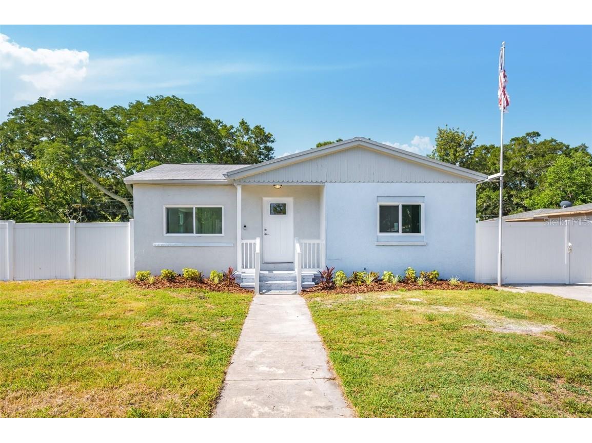1032 54th Avenue N Saint Petersburg FL 33703 U8208766 image1