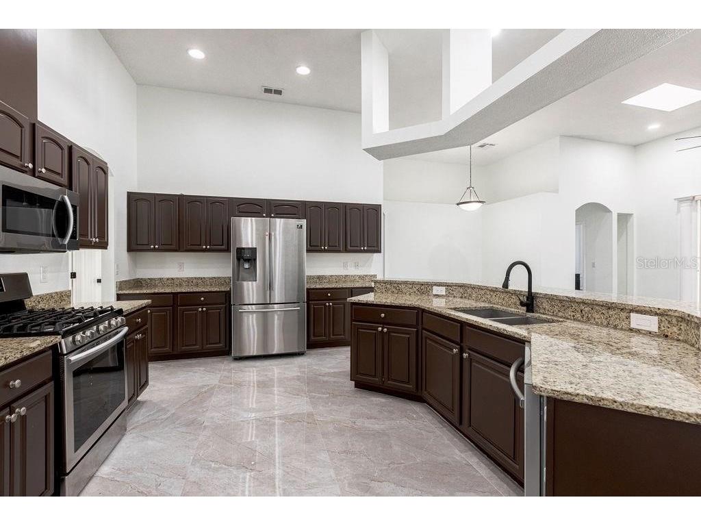 1032 Legends Pass Drive Valrico FL 33594 TB8424005 image3
