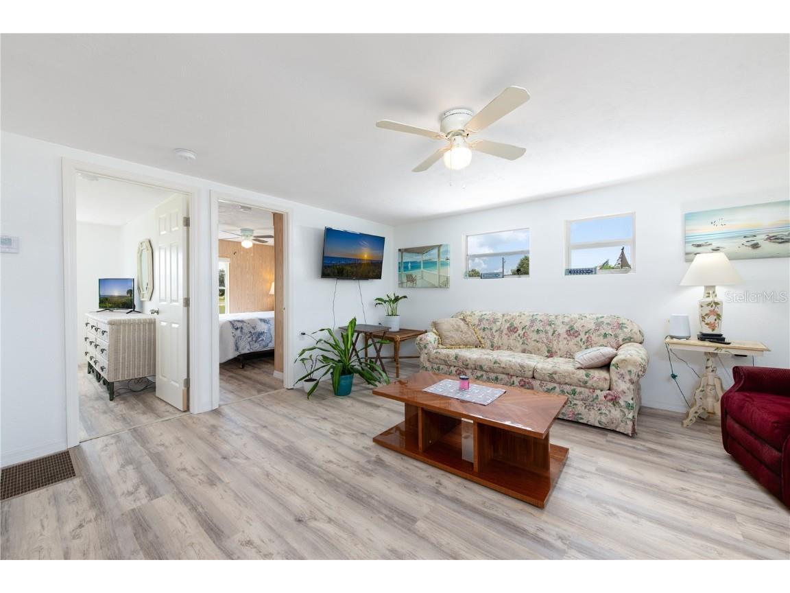 1032 Lemon Street Okeechobee FL 34974 OK224253 image14