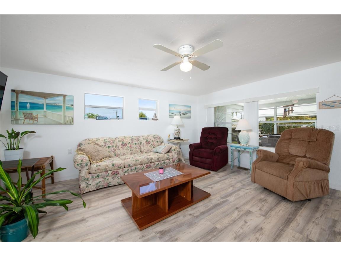 1032 Lemon Street Okeechobee FL 34974 OK224253 image16