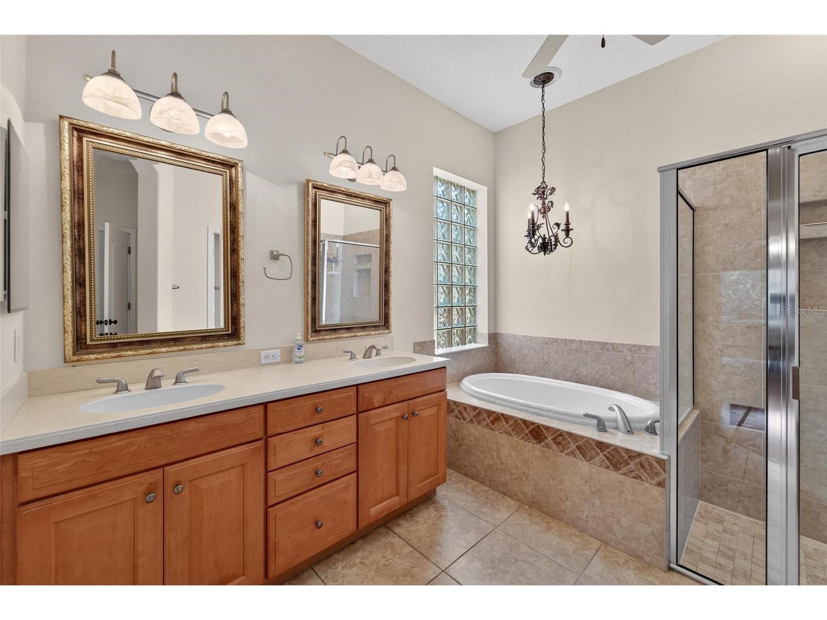 1032 Regal Manor Way Sun City Center FL 33573 TB8460363 image37