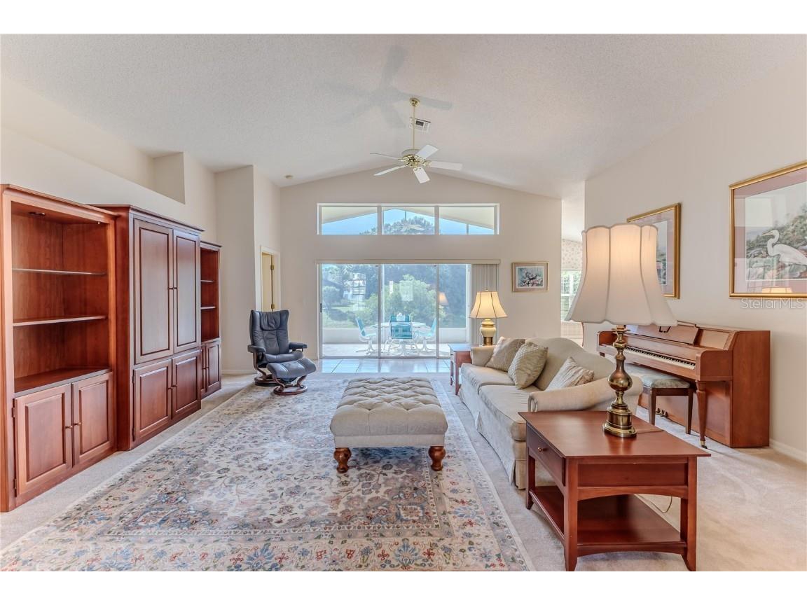 1032 Walnut Hill Court Spring Hill FL 34609 W7875292 image7